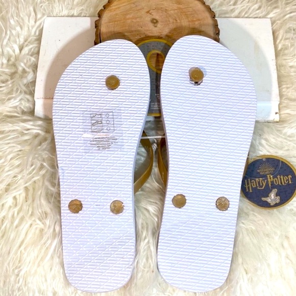 NWT Harry Potter Flip Flops, Size Large - Picture 5 of 6